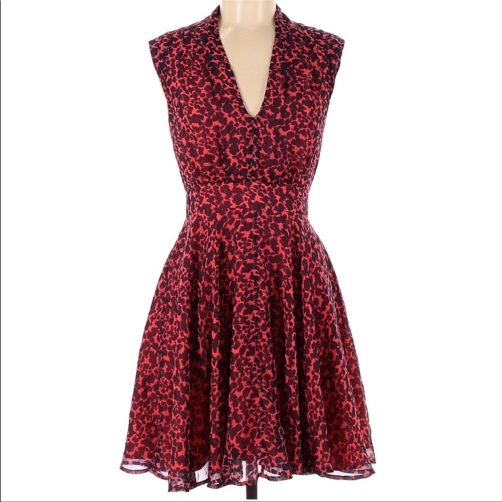 French Connection Feline Wonder Flare Dress Holiday Crush Red Size 6